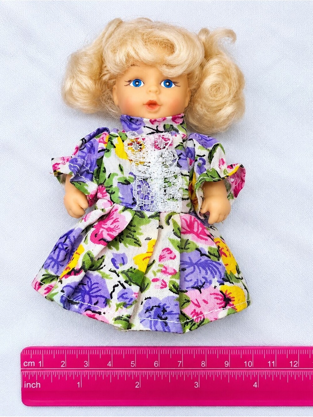 Vintage 1995 Mattel Mini Doll 4.5" Blonde Blue Eyes Floral Dress 90s Toy